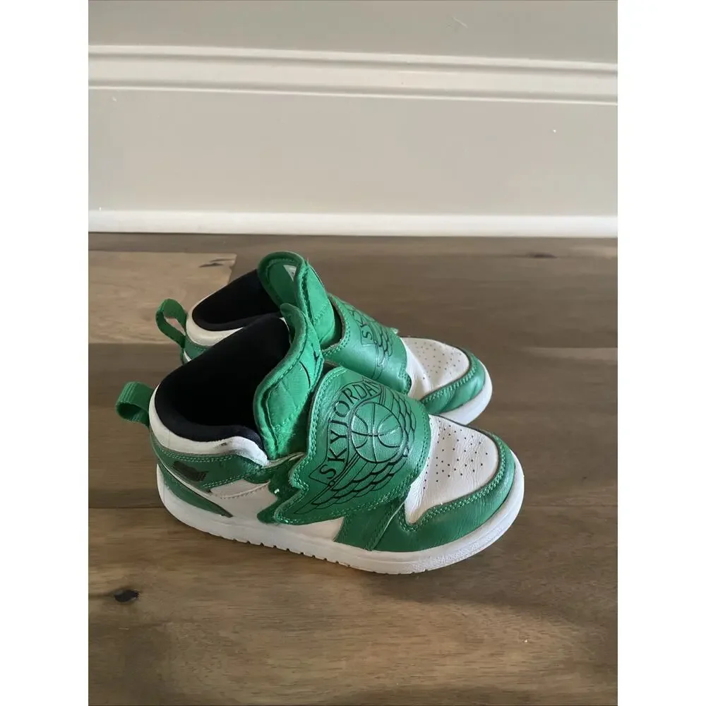 Nike Sky Jordan Kids shoes - Picture 5 of 10